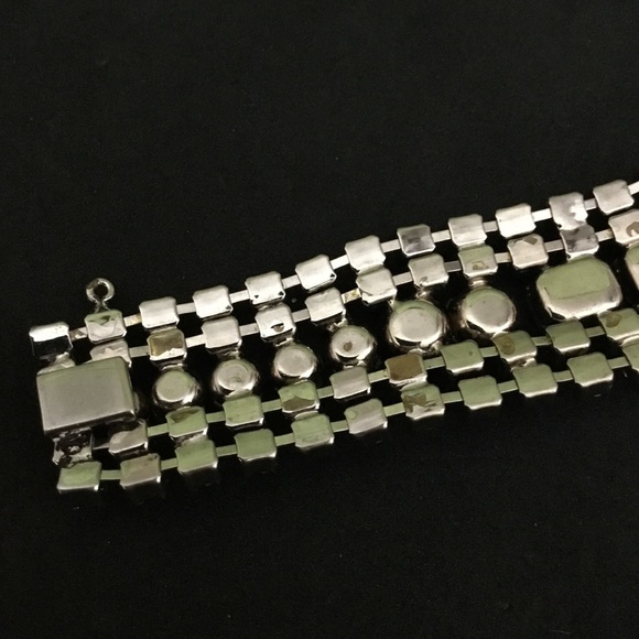 Silver rhinestone sparkling evening fashionable elegant bracelet - Picture 7 of 8